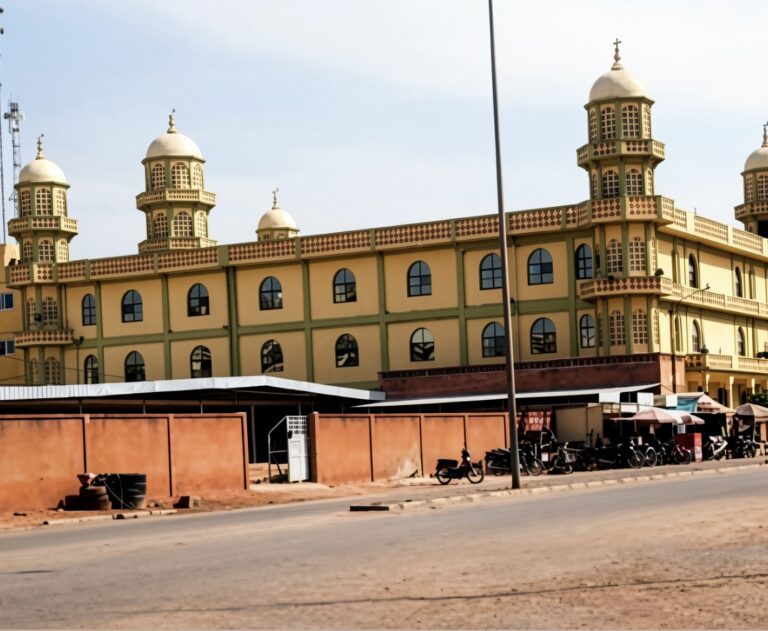 Burkina Faso: Que sait-on de la fermeture par les autorités de la grande mosquée du mouvement sunnite à Ouagadougou ?