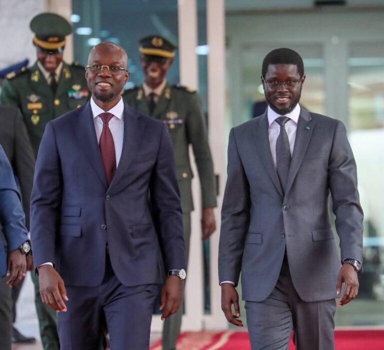 Sénégal: vers une cohabitation inédite et complexe?