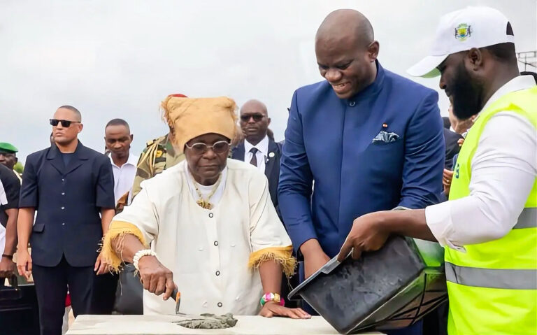 REPORTAGE : Le Gabon pose la première pierre de son ambition industrielle à Kobe-Kobe