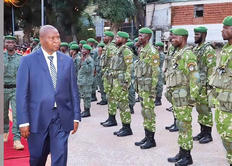 Centrafrique : L&rsquo;armée éteint les rumeurs de coup d&rsquo;État et appelle à la vigilance
