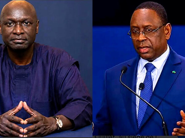 De gauche à droite, l'ougandais Olara Otunnu et Macky Sall