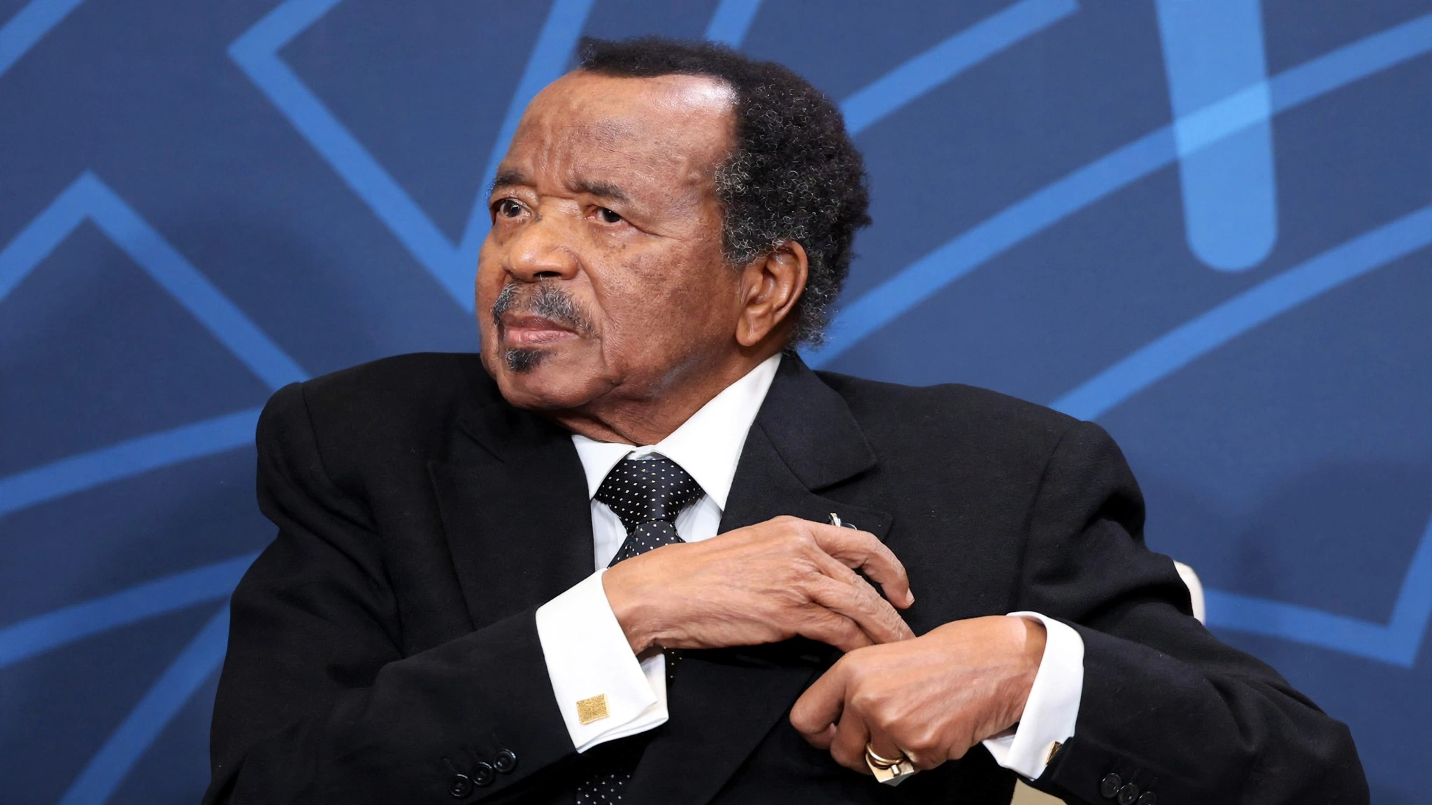 Paul Biya, Président du Cameroun (elderly_man_portrait)t