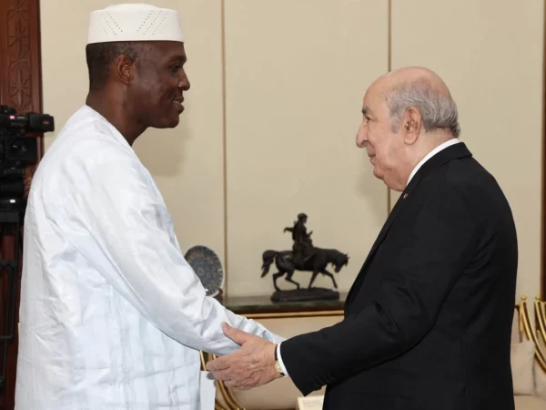 Abdoulaye Maiga et le Président Tebboune (Alger le 24.08.2026)