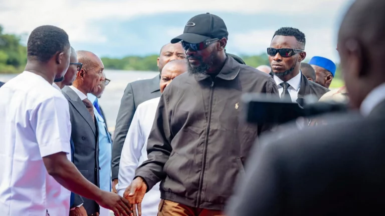 Mamadi Doumbouya Président guinéen