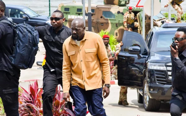 Mamadi Doumbouya à son retour le 14;08.2026 à Conakry