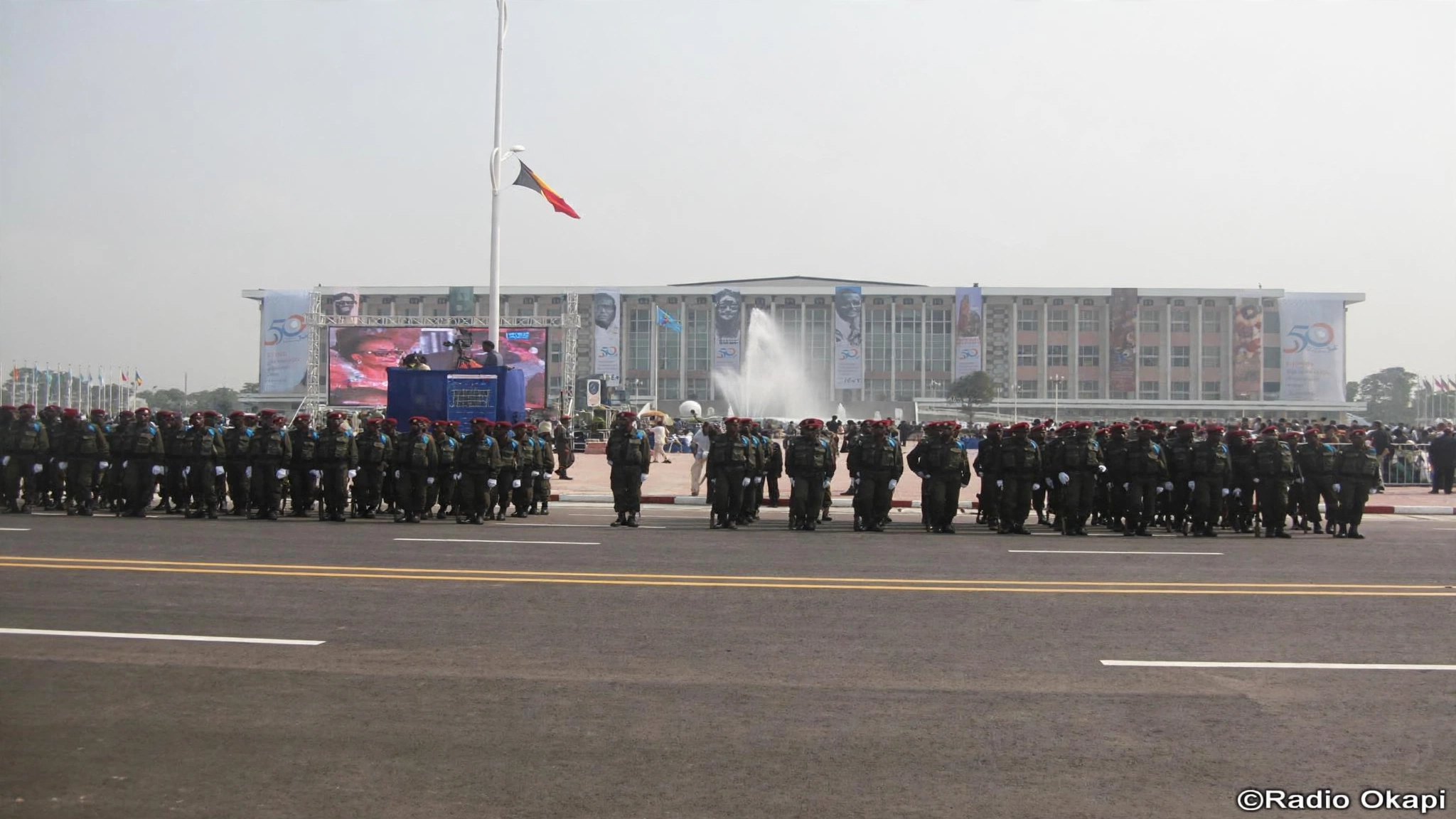 ???? EN DIRECT – Kinshasa : Forte mobilisation de l’opposition contre la révision constitutionnelle à l’ouverture de la session parlementaire