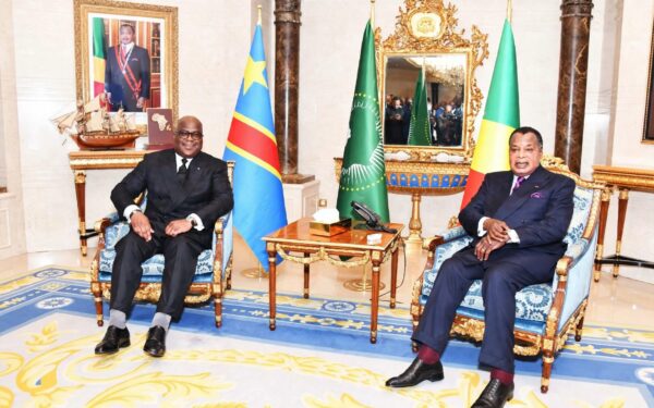 Denis Sassou Nguesso recevant Félix Tshisekedi le 03.10.2026 à Brazzaville