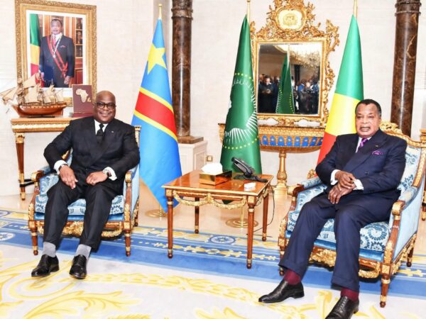 Denis Sassou Nguesso recevant Félix Tshisekedi le 03.10.2026 à Brazzaville